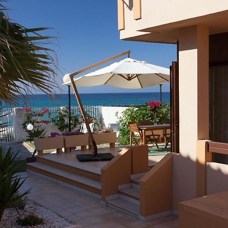 Villa Lucia Sul Mare Sant'Andrea  ภายนอก รูปภาพ